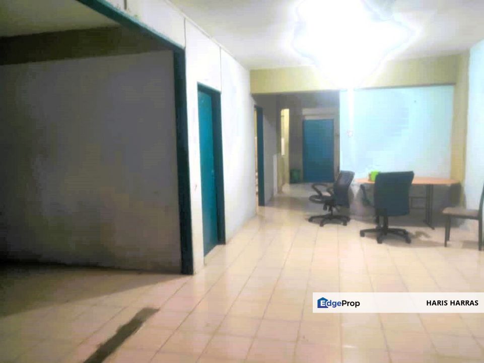 GROUNDFLOOR & RENOVATED | Anggerik Apartment, Taman Putra KAJANG, Selangor, Kajang