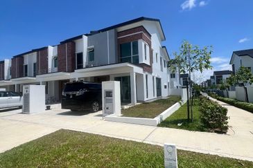 CORNER | Double Storey House (ILLARIA), Hillside Homes, Danau Mentari Rawang