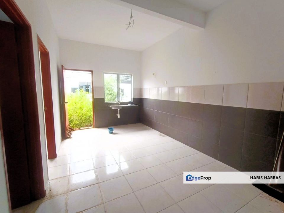 FACING PLAYGROUND & HUGE LAND | Taman Sri Bahagia, Teluk Intan | Single Storey Terrace, Perak, Teluk Intan