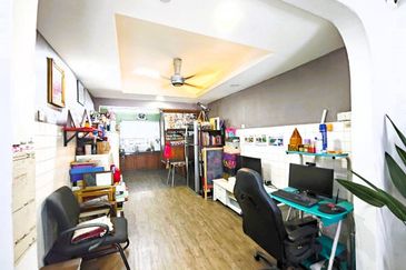 Taman Desa Keramat AU2