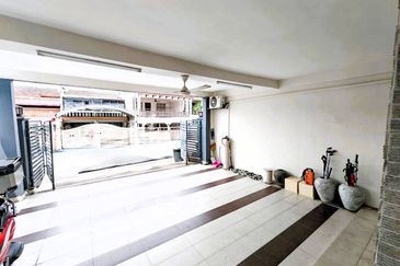 Taman Desa Keramat AU2