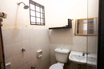 BANDAR ENSTEK (CENDRAWASIH)