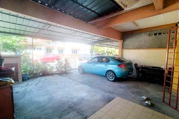 BANDAR ENSTEK (CENDRAWASIH)