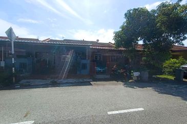 BANDAR ENSTEK (CENDRAWASIH)