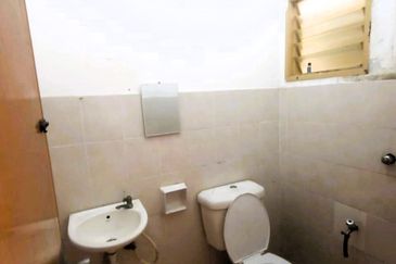 BANDAR ENSTEK (CENDRAWASIH)