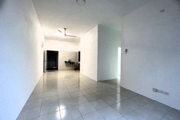 CASA RESIDENCES, CHEMOR