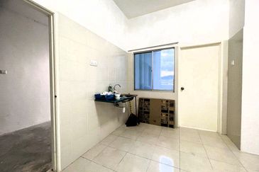 CASA RESIDENCES, CHEMOR