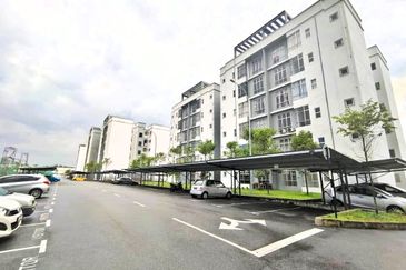 CASA RESIDENCES, CHEMOR