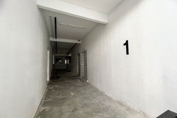 CASA RESIDENCES, CHEMOR