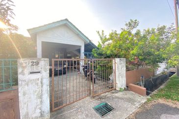 Taman Sri Bayu, Tanjong Sepat