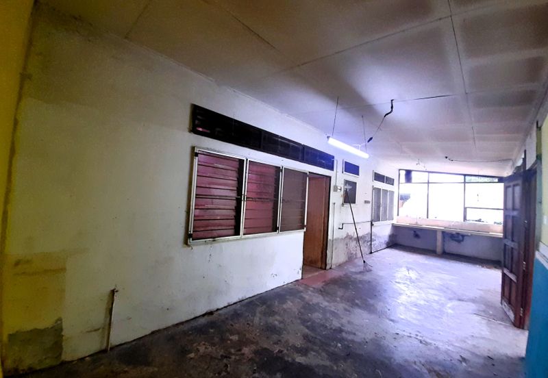 Single Storey Semi Detached House at Teluk Intan for Sale