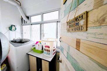 Sri Jelatek Condominium