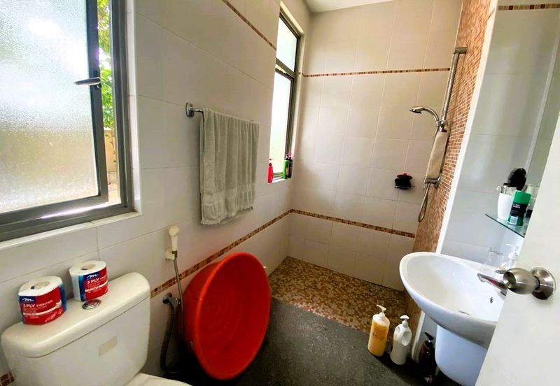 Changkat Kiara Surya