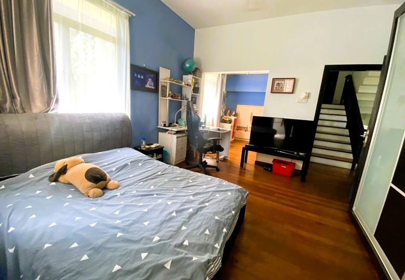 Changkat Kiara Surya