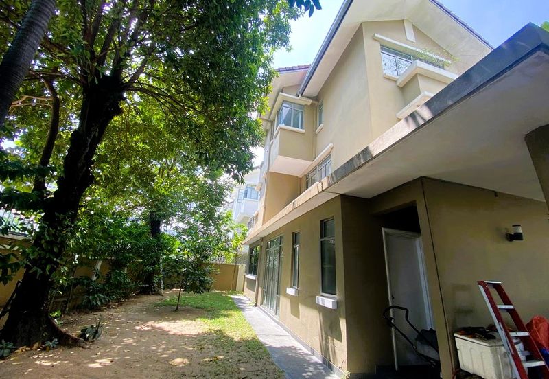 Changkat Kiara Surya