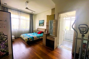 Changkat Kiara Surya