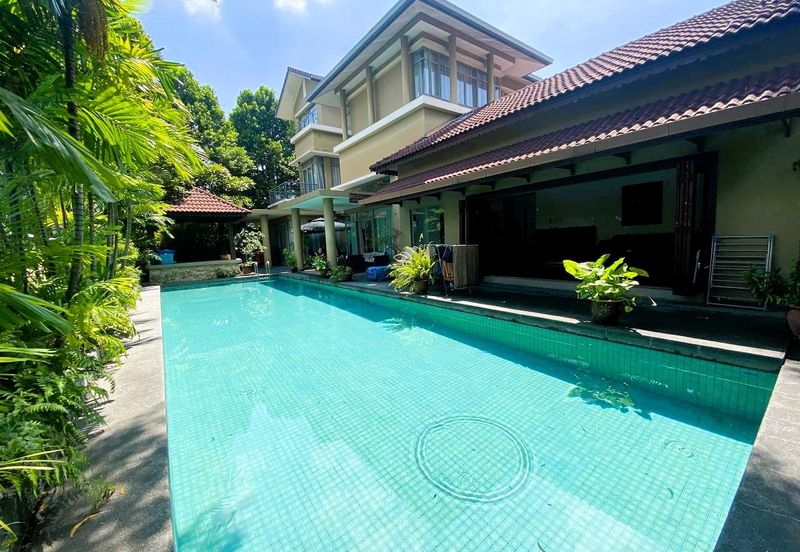 Changkat Kiara Surya