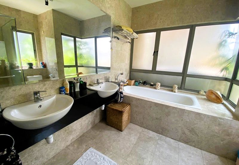 Changkat Kiara Surya