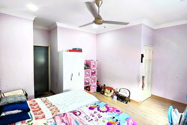 Taman Tasik Semenyih (Lake Residence)