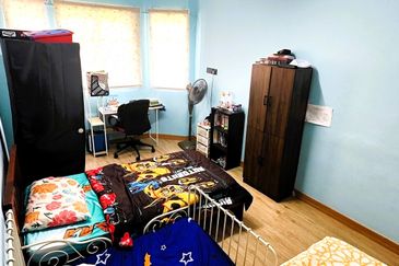 Taman Tasik Semenyih (Lake Residence)