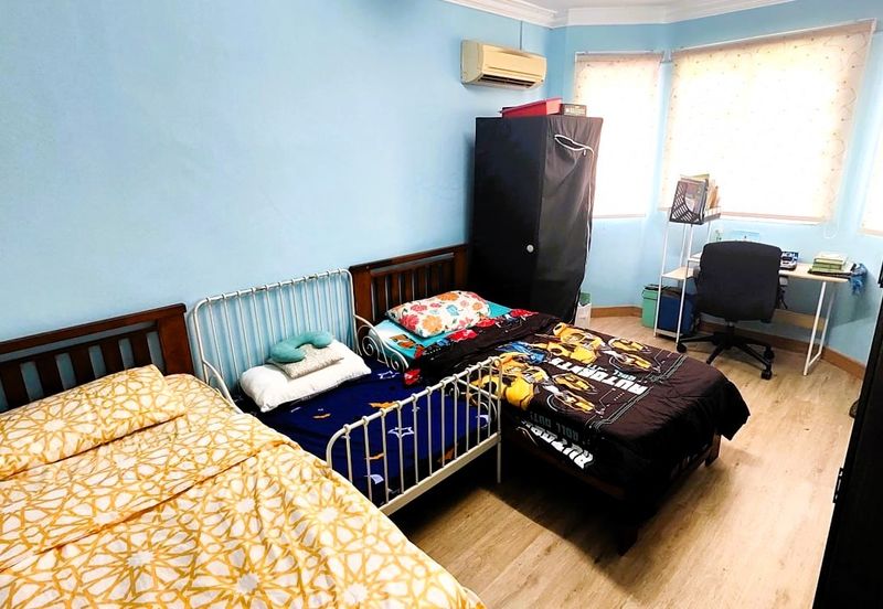 Taman Tasik Semenyih (Lake Residence)