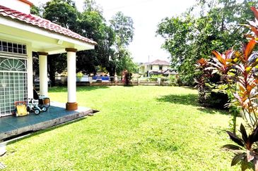 Taman Tasik Semenyih (Lake Residence)