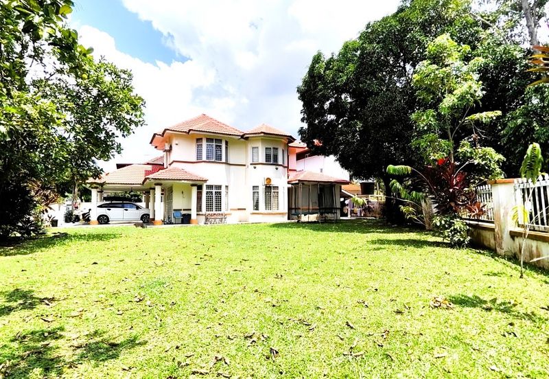 Taman Tasik Semenyih (Lake Residence)