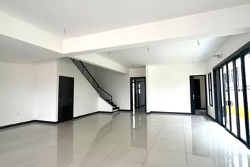 Hevea Elmina Gardens