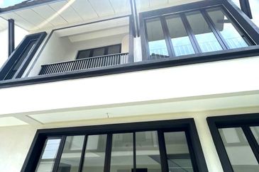 Hevea Elmina Gardens