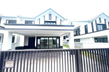 Hevea Elmina Gardens