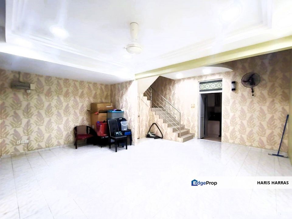 FACING OPEN & RENOVATED | 2.5-Storey Terrace, Garden Avenue, Seremban 2, Negeri Sembilan, Seremban