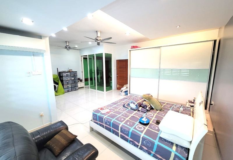 Southern Park @ Taman Selatan