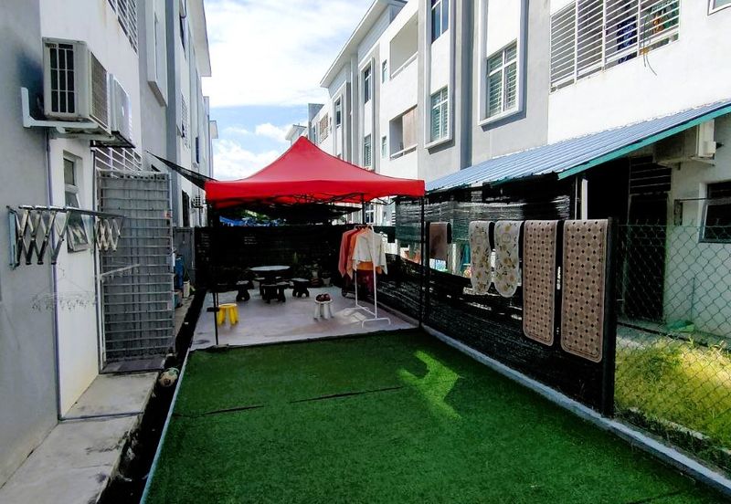 Eristana @ Seri Pristana