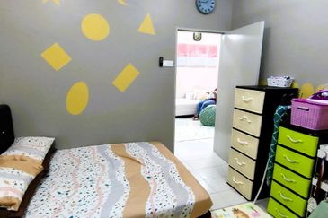 Eristana @ Seri Pristana