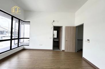 Ayra @ Bandar Bukit Raja