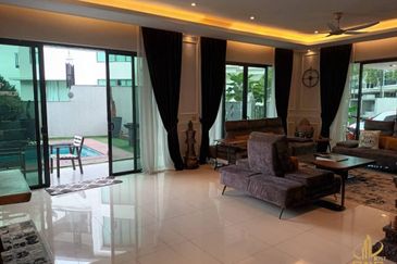 Duta Villa, Setia Alam