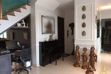 Duta Villa, Setia Alam