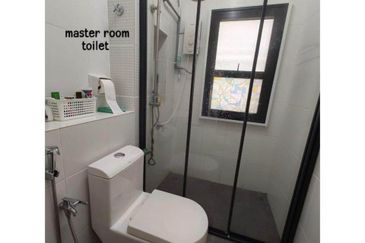 Jalan Setia Permai U13/42F