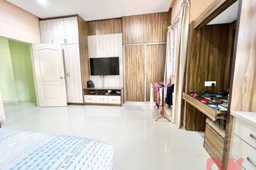 Jalan Cemara, Bandar Botanik