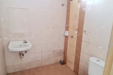 Jalan Setia Perdana U13/25