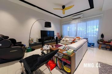 Duta Villa, Setia Alam