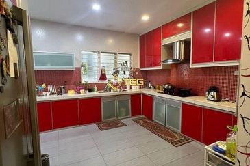 Jalan Cemara, Bandar Botanik