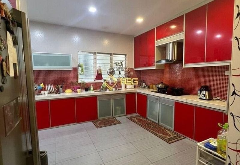 Jalan Cemara, Bandar Botanik