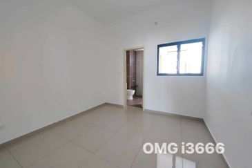 Indah 13, Setia Alam