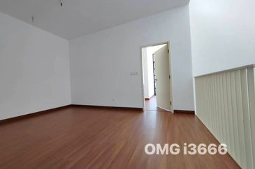 Indah 13, Setia Alam