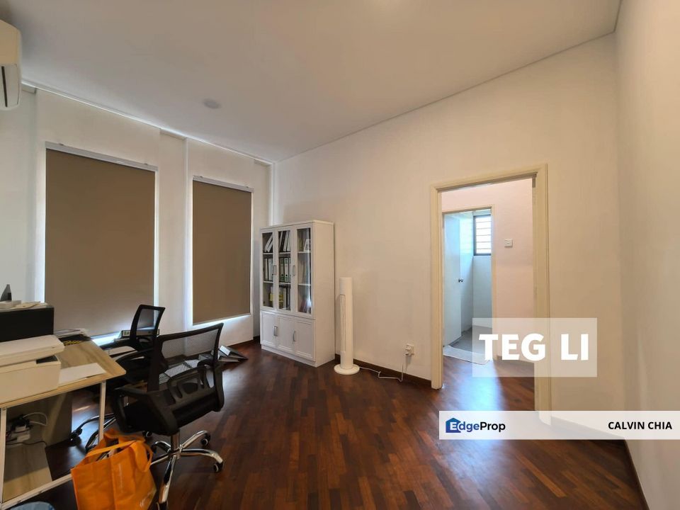 Glenmarie Cove Semi-D Port Klang* - 4 bedroom 4 bathroom  - Fully furnished with centre heater & patio at back & side yards, Selangor, Port Klang