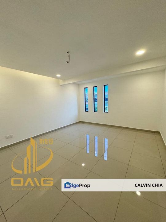 Canary Garden Bandar Bestari Phase 2 Klang  Double Storey Semi D House  40x80 , Selangor, Klang