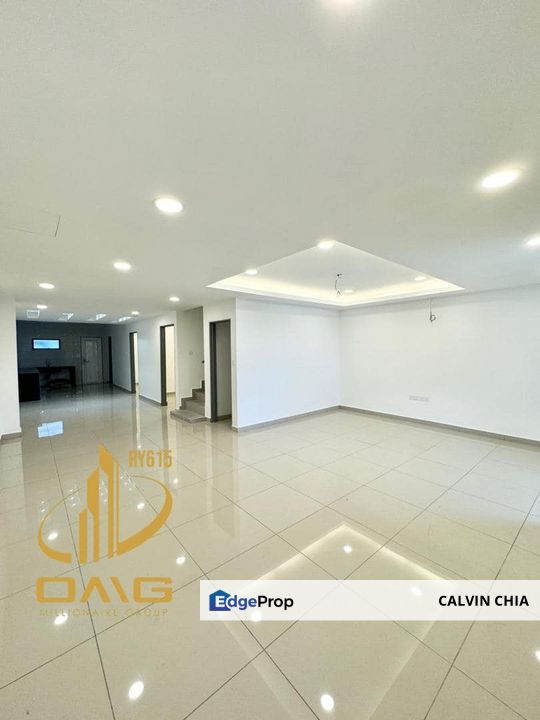 Canary Garden Bandar Bestari Phase 2 Klang  Double Storey Semi D House  40x80 , Selangor, Klang