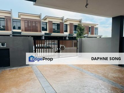Aurora resort villa near estuari garden sunway, Johor, 
