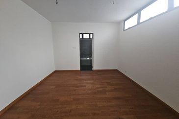 Winter Pavilion @ Taman Nusa Sentral